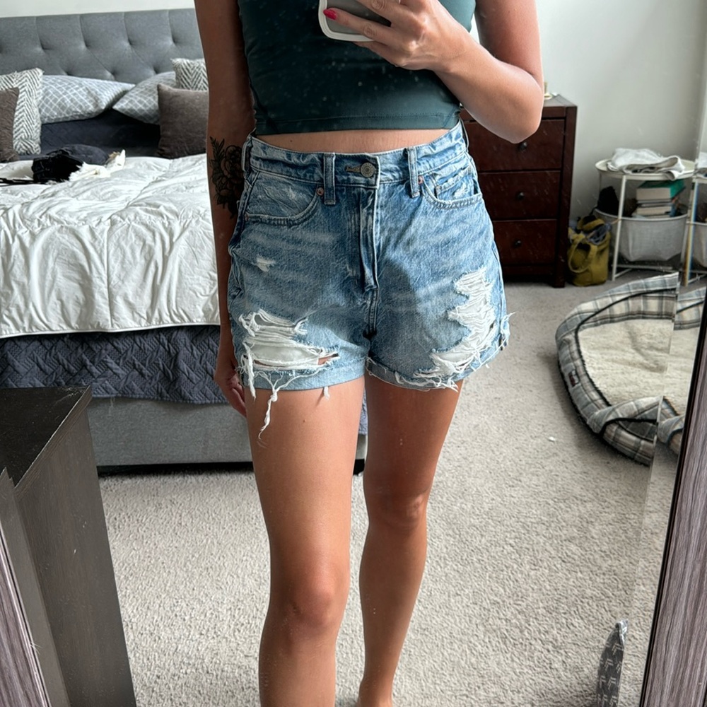 NWOT mom short